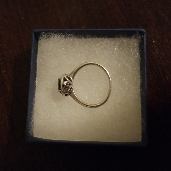 Sterling Silver Emerald Diamond Ring - Picture 3 of 5